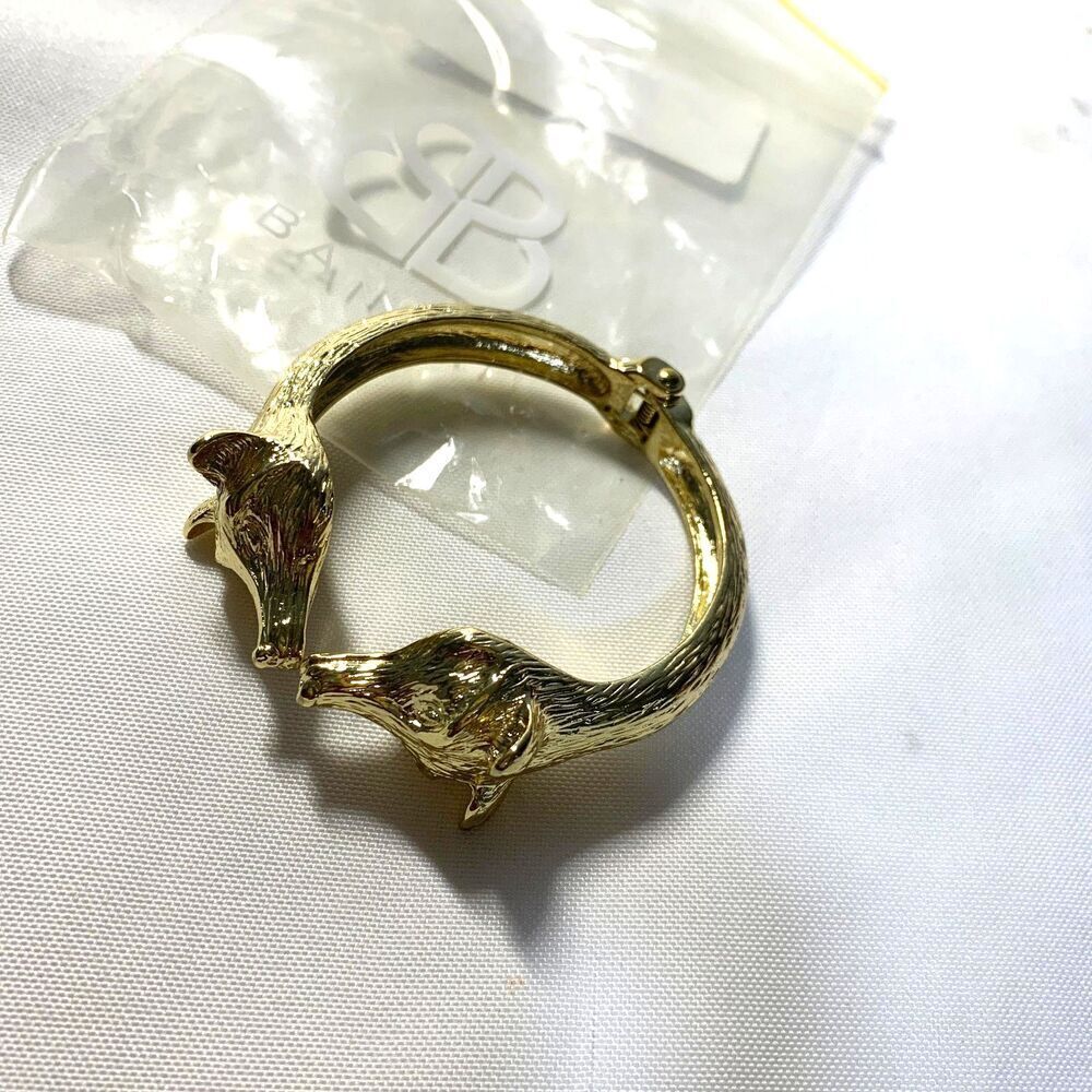 BANSRI DESIGN  DOUBLE HEADED Y2K  FOX BRACELETTE GOLD TONE, VINTAGE STYLE. - Picture 5 of 5